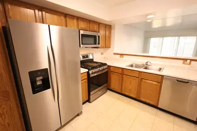 1840 Grove Avenue, Schaumburg, IL 60193 - Photo 7