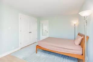 7033 N Kedzie Ave, Chicago, IL 60645 - Photo 11