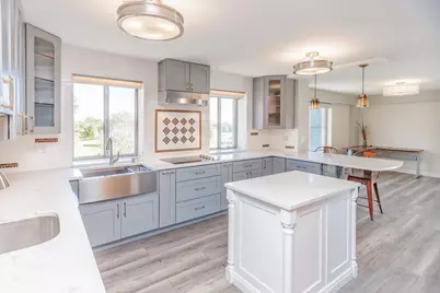 7033 N Kedzie Avenue #401, Chicago, IL 60645 - Photo 9