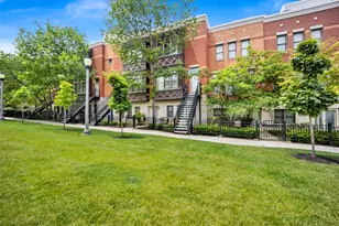 1111 W 15th St, Chicago, IL 60608 - Photo 59
