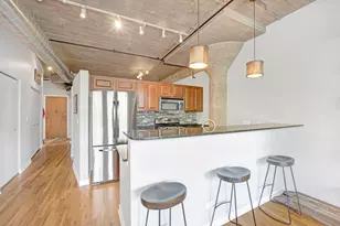 1111 W 15th St, Chicago, IL 60608 - Photo 5