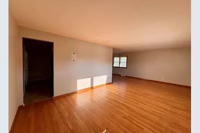 15542 S Park Avenue, South Holland, IL 60473 - Photo 3