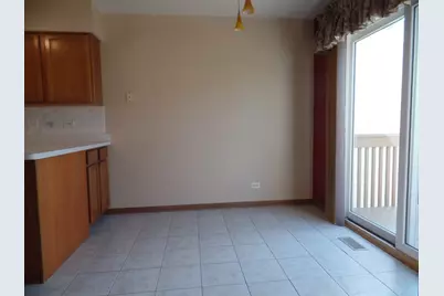 5514 Ridge Crossing, Hanover Park, IL 60133 - Photo 7