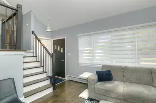 284 E Jefferson St, Bensenville, IL 60106 - Photo 5