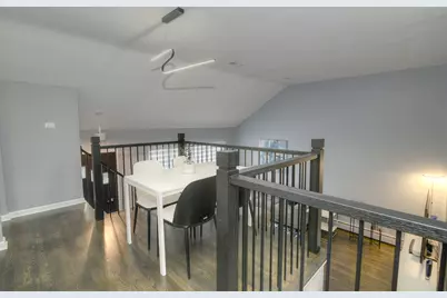 284 E Jefferson Street, Bensenville, IL 60106 - Photo 15