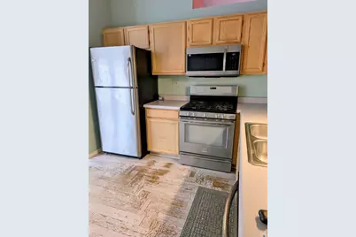 201 Bingham Circle, Mundelein, IL 60060 - Photo 3