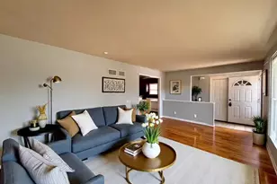 519 Paxton Ave, Calumet City, IL 60409 - Photo 3
