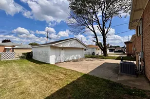 519 Paxton Ave, Calumet City, IL 60409 - Photo 27