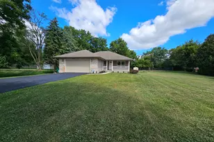 2614 33rd St, Zion, IL 60099 - Photo 1