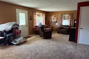 430 E Court St, Hennepin, IL 61327 - Photo 9