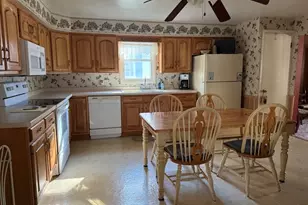 430 E Court St, Hennepin, IL 61327 - Photo 7