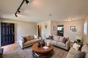 17132 Walter St, Lansing, IL 60438 - Photo 5