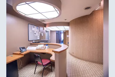 5710 N Broadway Street, Chicago, IL 60660 - Photo 21