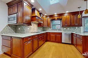 2821 Covert Rd, Glenview, IL 60025 - Photo 11