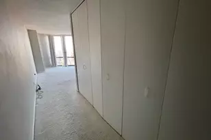 111 W Maple St, Chicago, IL 60610 - Photo 29