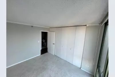 111 W Maple Street #3201, Chicago, IL 60610 - Photo 25