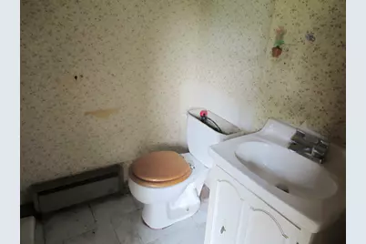 2424 E Washington Drive, Urbana, IL 61802 - Photo 7