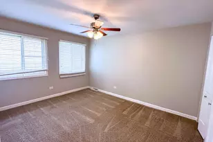 22500 Pleasant Dr, Richton Park, IL 60471 - Photo 11