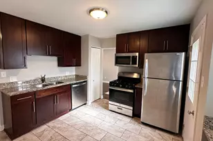 22500 Pleasant Dr, Richton Park, IL 60471 - Photo 15