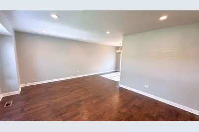 22500 Pleasant Drive, Richton Park, IL 60471 - Photo 7