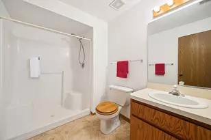 2689 Jodee Dr, Joliet, IL 60436 - Photo 11