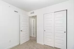 2171 Yellowstone Blvd, Mundelein, IL 60060 - Photo 19