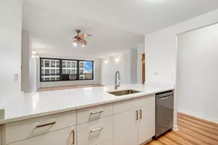 5050 S East End Ave, Chicago, IL 60615 - Photo 7