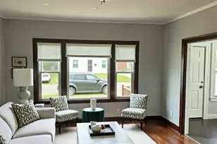 118 Wilcox Ave, Elgin, IL 60123 - Photo 5