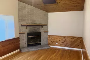 5125 W 101st St, Oak Lawn, IL 60453 - Photo 3