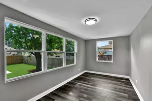 8841 S Elizabeth St, Chicago, IL 60620 - Photo 15