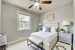 3324 Laurel Ln, Hazel Crest, IL 60429 - Photo 13