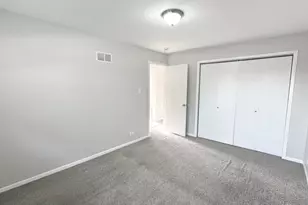 619 E 152nd St, Dolton, IL 60419 - Photo 15