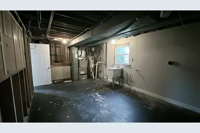 619 E 152nd Street, Dolton, IL 60419 - Photo 17