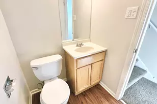 619 E 152nd St, Dolton, IL 60419 - Photo 9