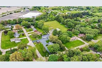 2912 Woodlawn Road, Sterling, IL 61081 - Photo 15