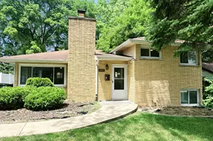 3004 Longfellow Ave, Hazel Crest, IL 60429 - Photo 1