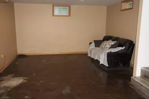 535 Golf Rd, Streator, IL 61364 - Photo 27