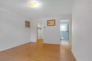 4646 W Fitch Ave, Lincolnwood, IL 60712 - Photo 17