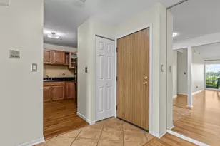 720 Weidner Rd, Buffalo Grove, IL 60089 - Photo 11