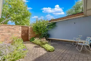 [Address not provided], Northbrook, IL 60062 - Photo 3