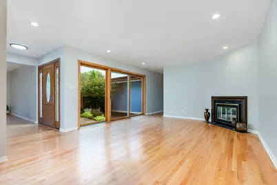 [Address not provided], Northbrook, IL 60062 - Photo 11