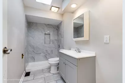 [Address not provided], Northbrook, IL 60062 - Photo 17