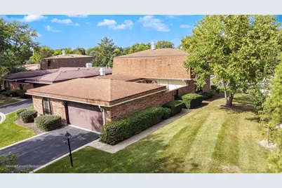 [Address not provided], Northbrook, IL 60062 - Photo 1