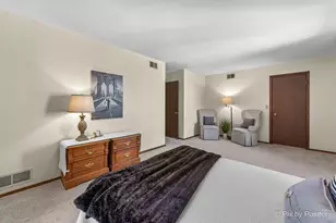 822 Liberty Ave, Saint Charles, IL 60174 - Photo 13