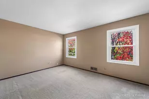 822 Liberty Ave, Saint Charles, IL 60174 - Photo 15