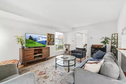 170 Half Moon Circle, Aurora, IL 60504 - Photo 5