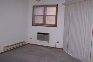 4302 Shamrock Ln, McHenry, IL 60050 - Photo 5