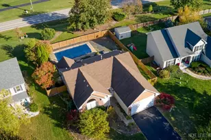 616 Briarwood Ln, Oswego, IL 60543 - Photo 29