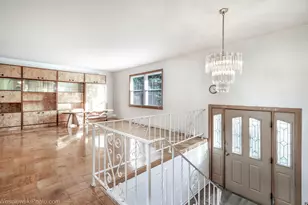 1822 W Catalpa Ln, Mount Prospect, IL 60056 - Photo 11