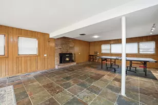 2401 Rohlwing Rd, Rolling Meadows, IL 60008 - Photo 29